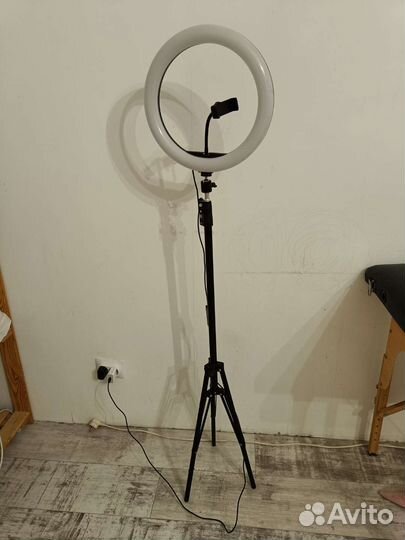 Кольцевая лампа 33 см