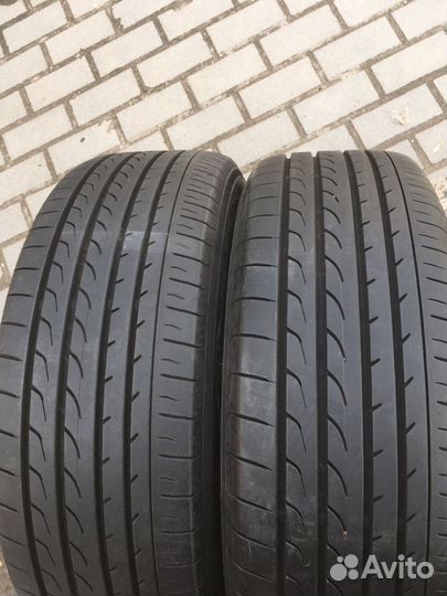 Yokohama BlueEarth RV02 225/60 R17