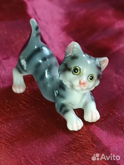 Фигурки статуэтки