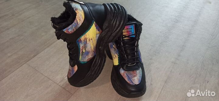 Зимние кроссовки