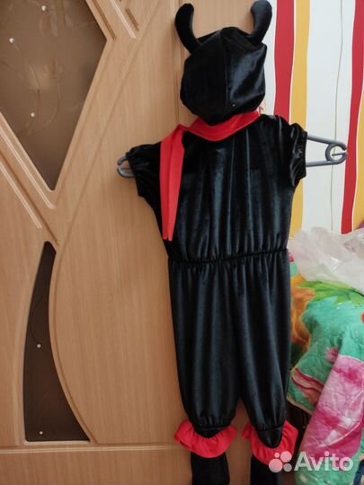 Продам костюм 