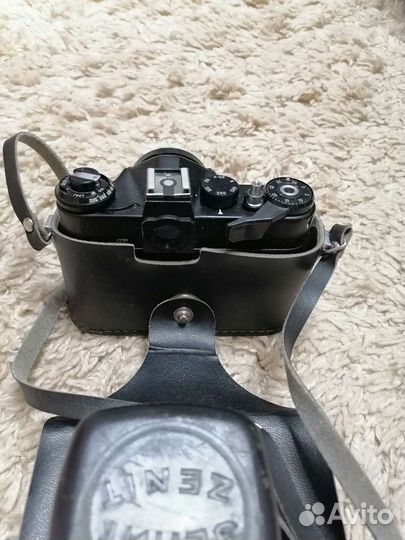 Плёночный фотоаппарат Зенит ет