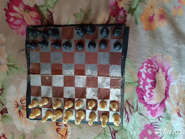 Шахматы старенькие