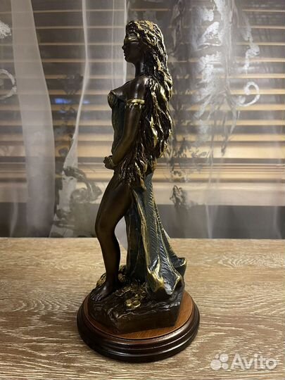 Статуэтки, Империя Богачо, мраморная крошка