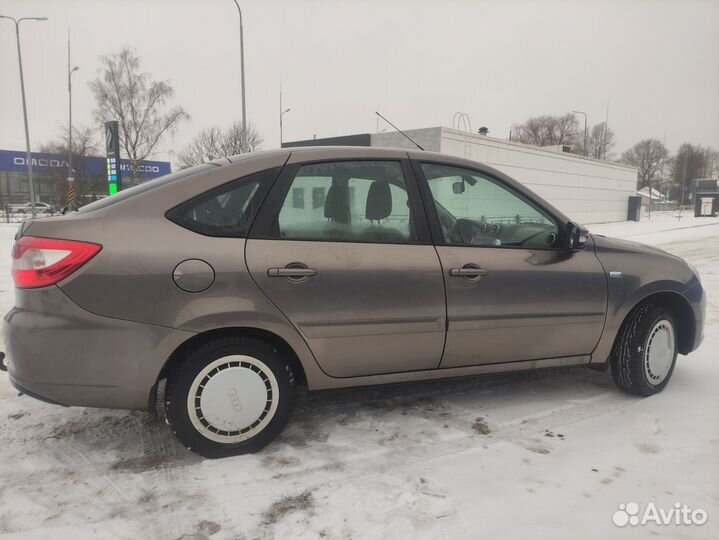 LADA Granta 1.6 МТ, 2016, 147 000 км