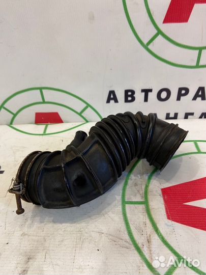 Гофра воздушного фильтра Toyota Avensis T25 1zzfe