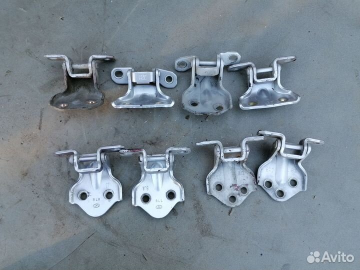 Петля двери для Hyundai Sonata IV (EF) 2001-2012