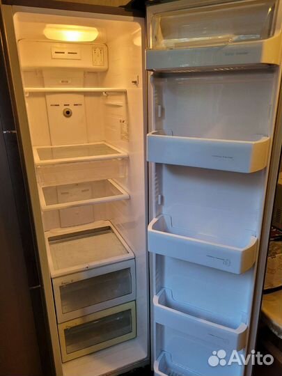 Холодильник Samsung RS20ncsl