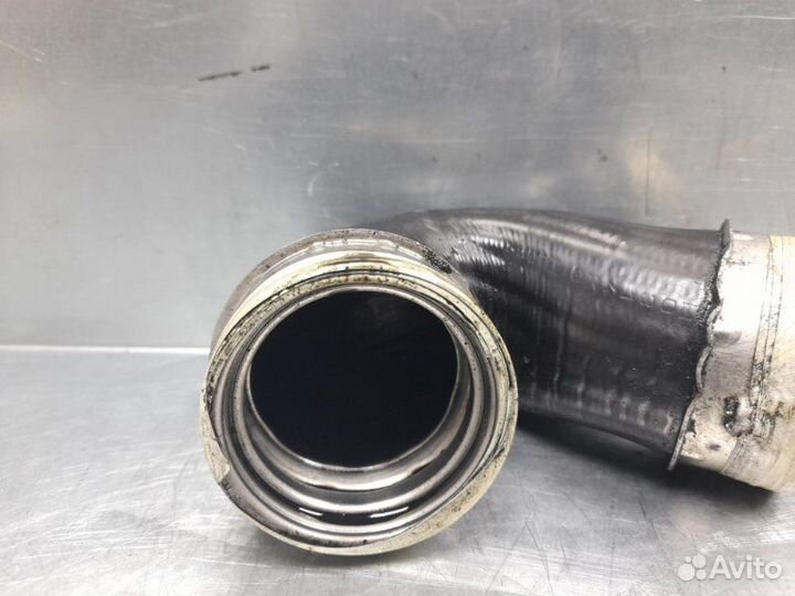 Патрубок интеркулера Volkswagen Passat B5