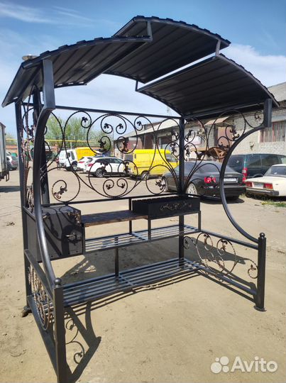 Большой мангал с крышей 