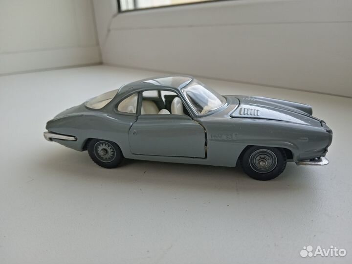 Модель 1:43 СССР Alfa Romeo Giulia SS