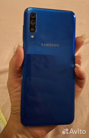 Samsung Galaxy A50, 4/64 ГБ