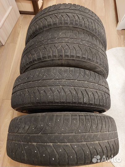 Bridgestone Ice Cruiser 7000 235/65 R18 110T