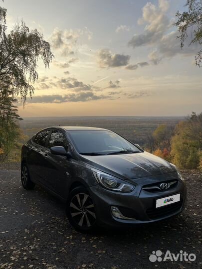 Hyundai Solaris 1.6 AT, 2011, 169 174 км