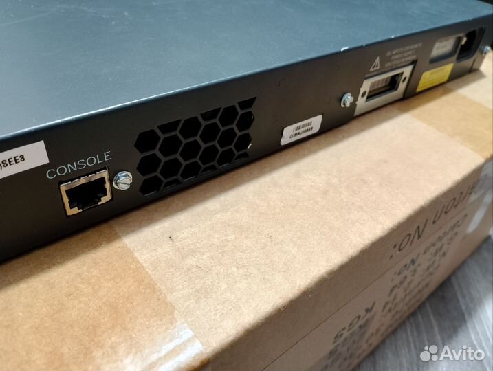 Cisco 3560-48TS-S коммутатор