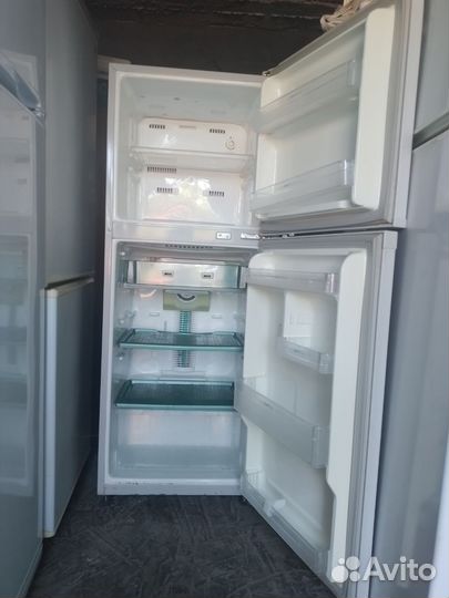 Холодильник samsung