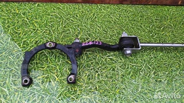 Распорка Toyota Corolla Fielder E120 перед, верх