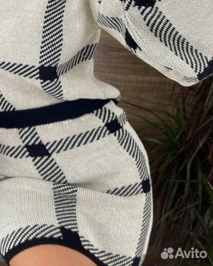 Костюм женский