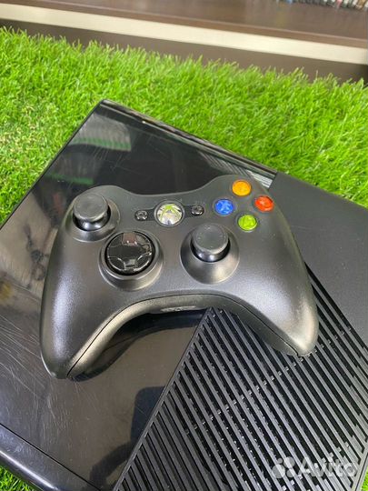 Xbox360e 320gb + 52игры
