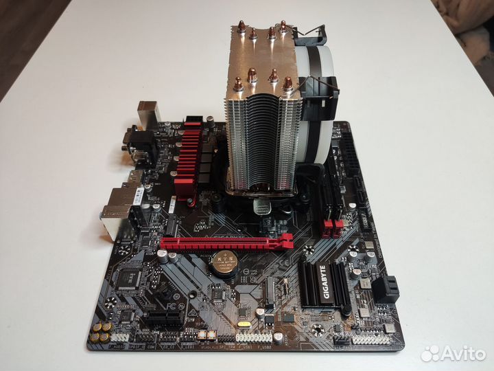 Комплект: i5-12400f, B660, 16Gb, кулер