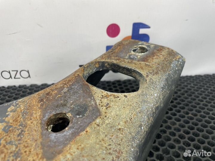 2023535 Кронштейн энергоаккумулятора