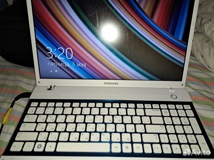 Ноутбук samsung