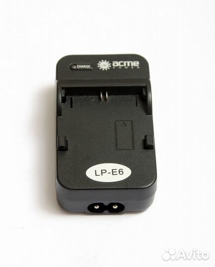 Зарядное устройство Canon LP-E6