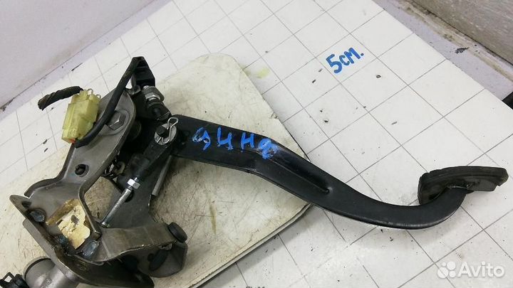 Педаль тормоза Kia Ceed