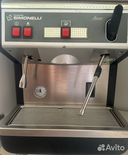 Кофемашина nuova simonelli appia