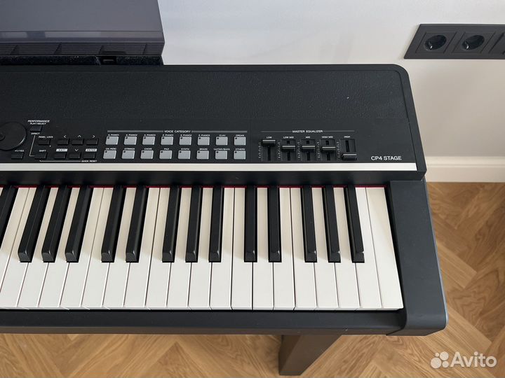 Сценическое цифровое пианино Yamaha CP4