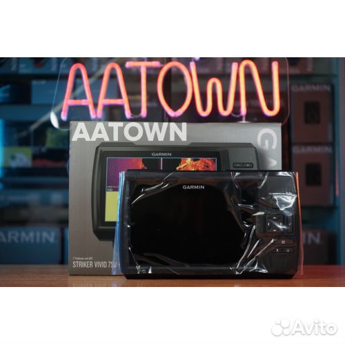 Garmin striker Vivid 7sv With GT52HW-TM Transducer