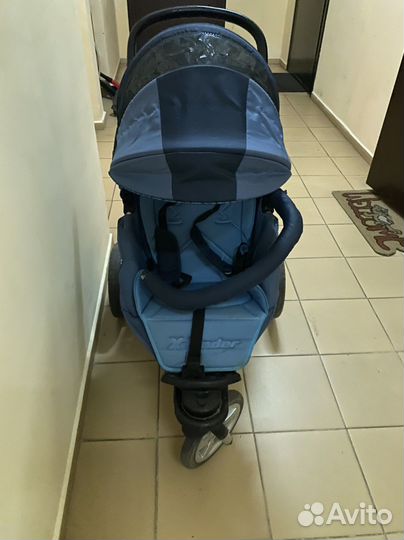 Трехколесная коляска