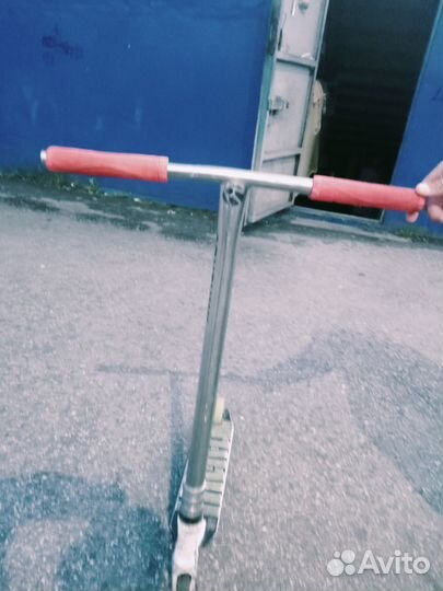 Трюковой самокат