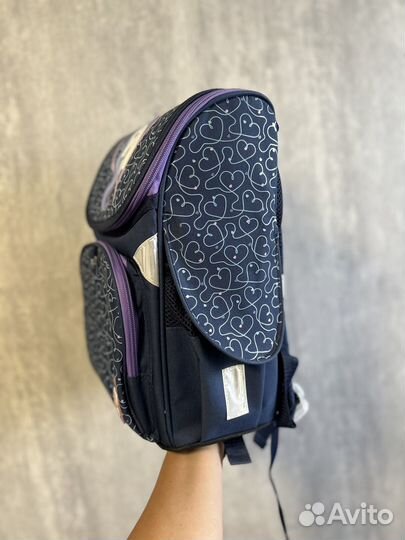 Портфель школьный анотомический