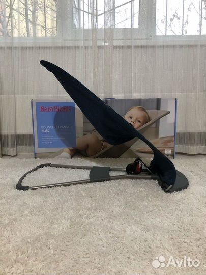 Шезлонг-качели Baby Bjorn для детей с рождения