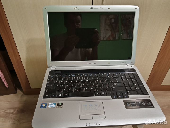 Ноутбук Samsung R530