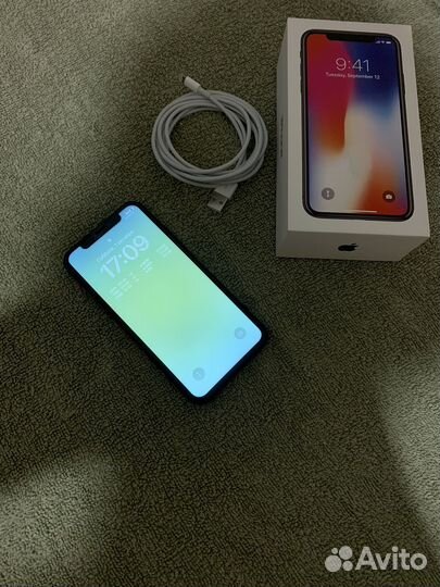 iPhone X, 64 ГБ