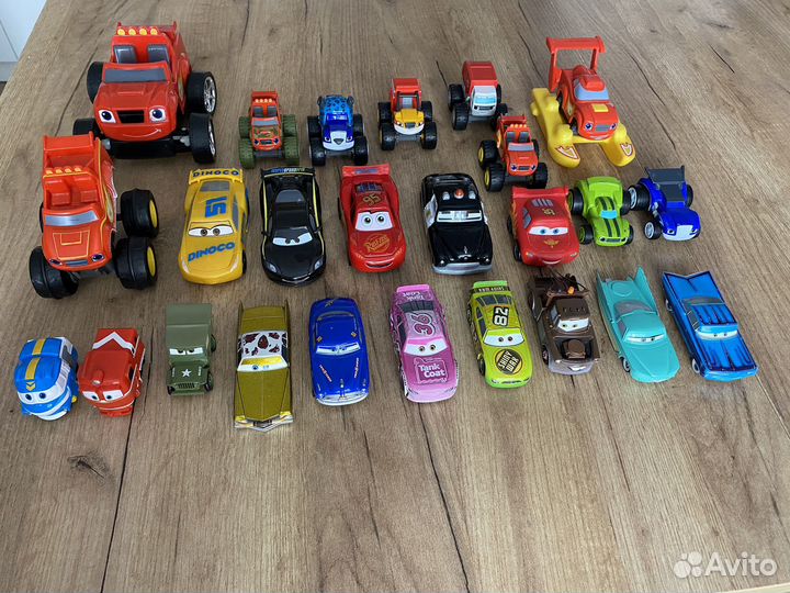 Машинки Вспыш и Тачки