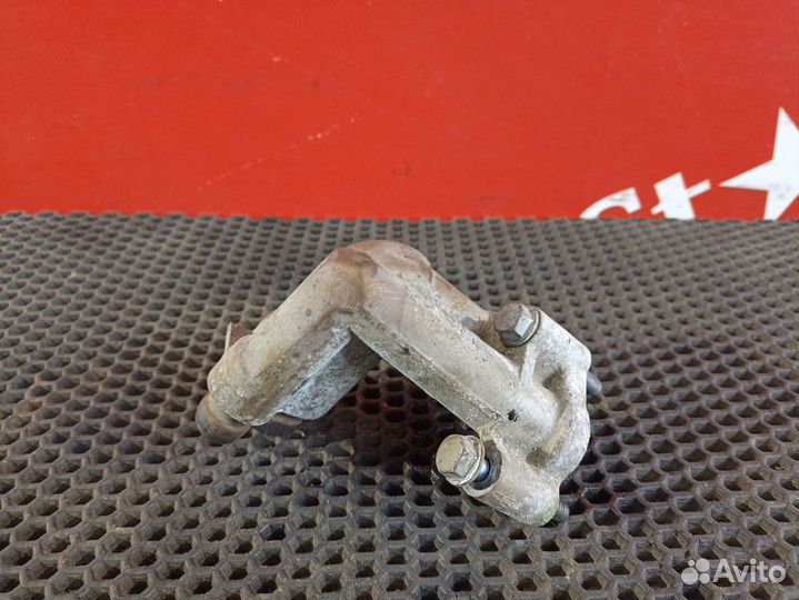 Патрубок корпуса масляного фильтра