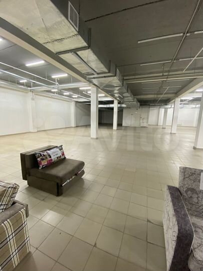 Свободного назначения, 700 м²