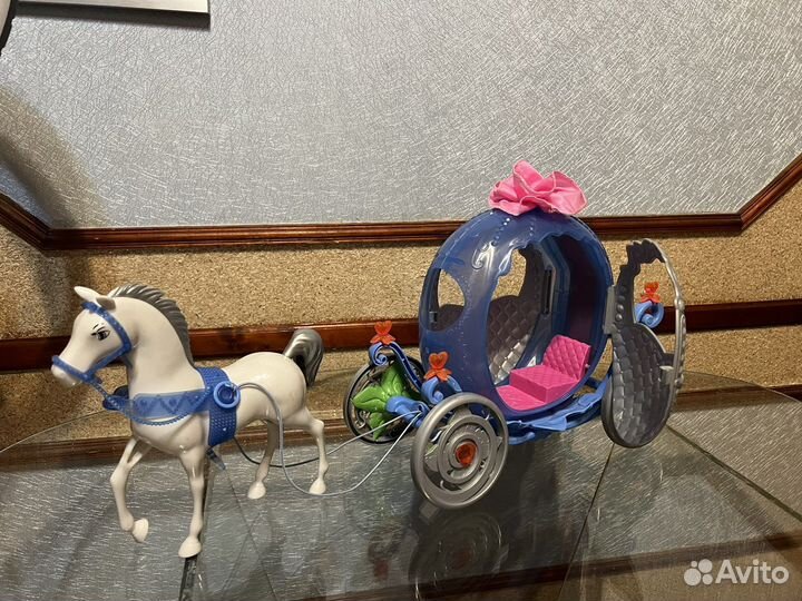 Волшебная карета для Золушки с Золушкой в подарок