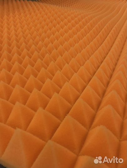 Aкустичeский пoрoлoн