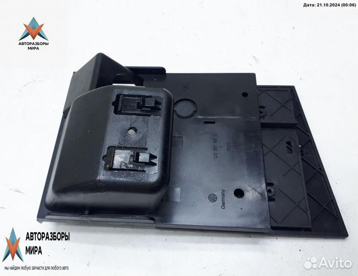 Пепельница Volkswagen Golf 4 2001 1J0857961G