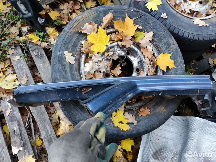 Стойка лобового стекла hyundai trajet