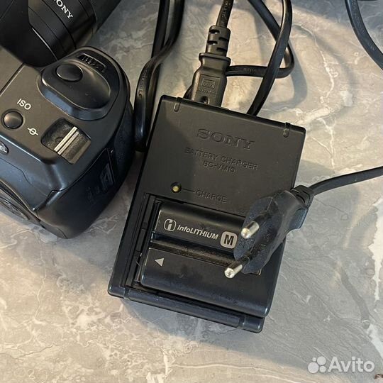 Зеркалльный фотоаппарат Sony a200