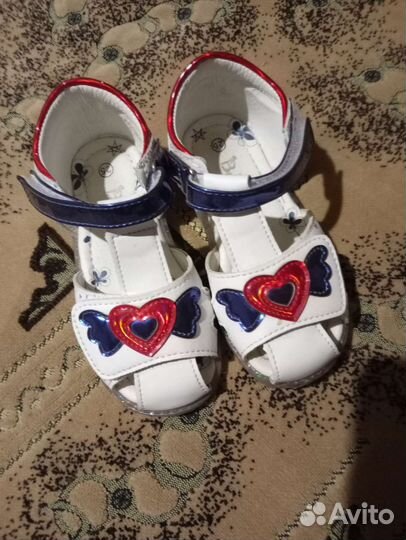 Босоножки для девочки