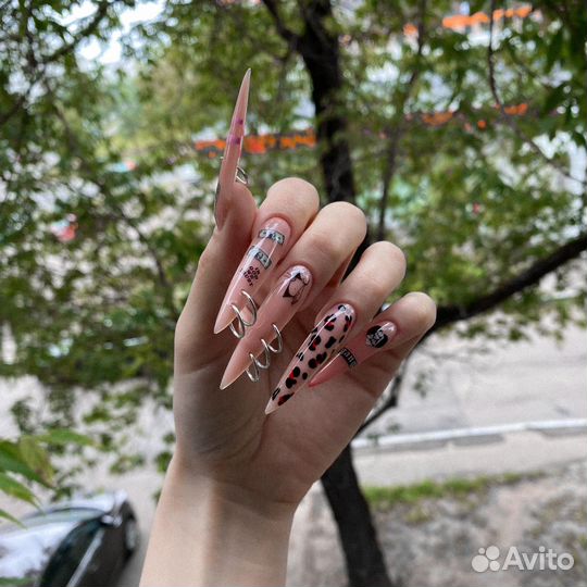 Наращивание ногтей