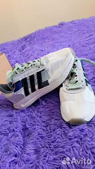 Кроссовки adidas