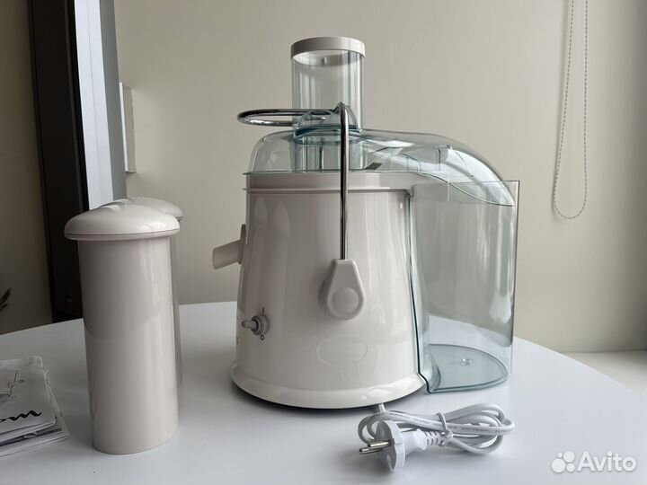 Соковыжималка Moulinex JU 5001 Juice Machine