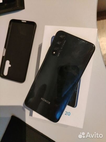 HONOR 20, 6/128 ГБ